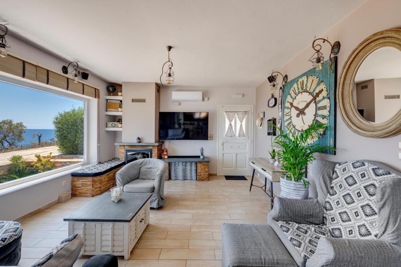 Fabbrica Bnb Vári Exteriör bild