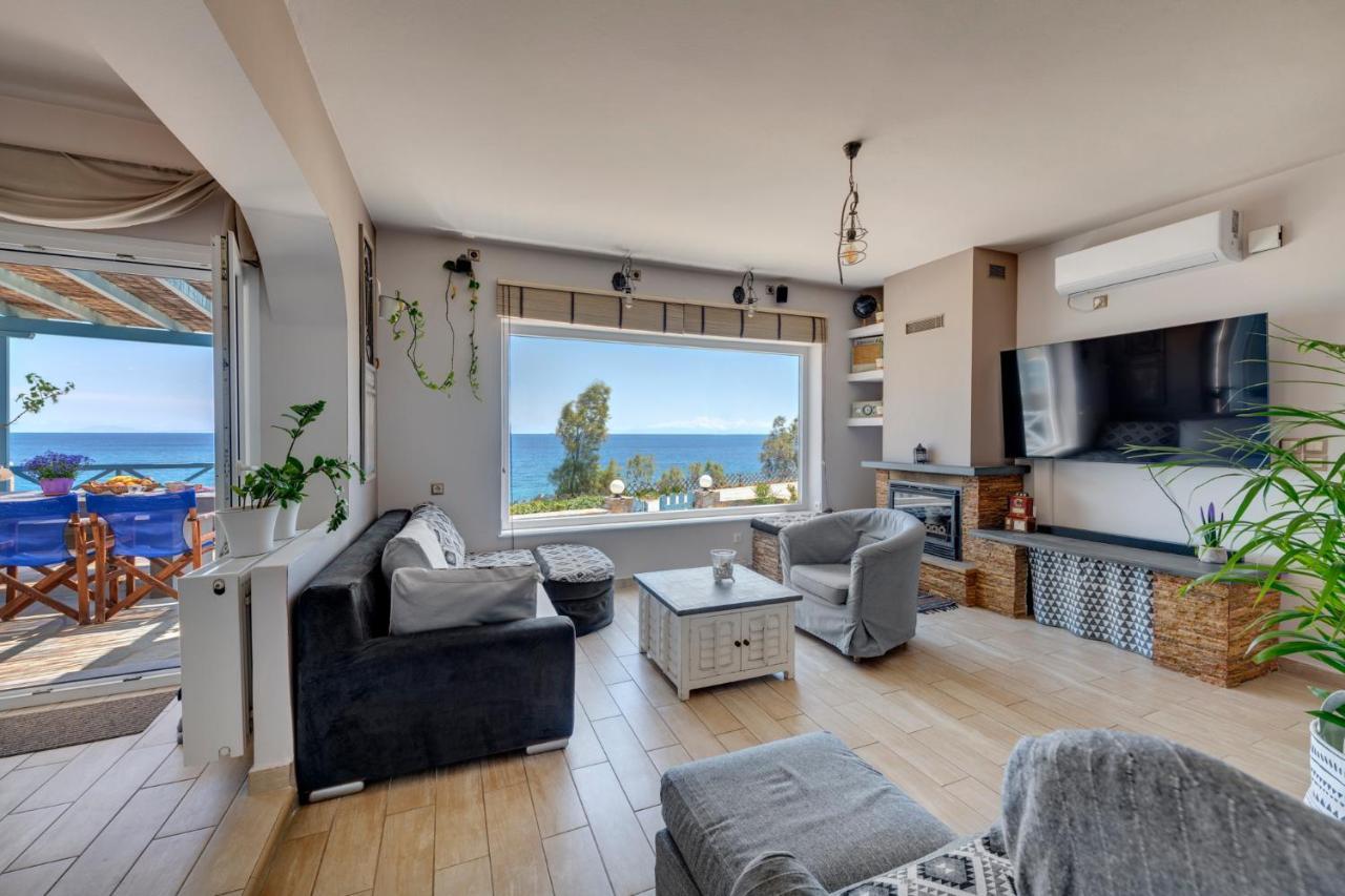 Fabbrica Bnb Vári Exteriör bild